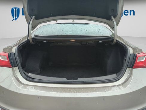 Used 2024 Chevrolet Malibu LT image 17