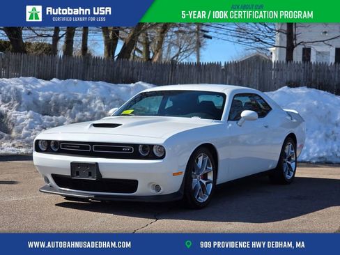 Used 2022 Dodge Challenger GT image 1