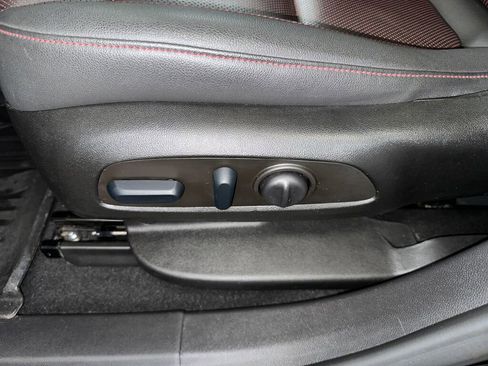 Certified 2023 Chevrolet Blazer RS w/ Enhanced Convenience Package image 3