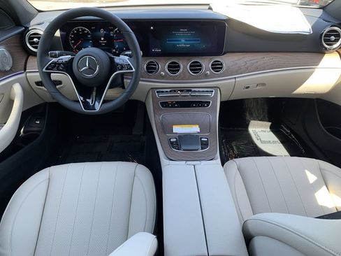 Used 2023 Mercedes-Benz E 350 4MATIC Sedan image 12