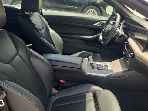 Used 2025 BMW 430i Convertible w/ Premium Package RWD image 10