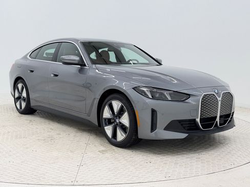 New 2026 BMW i4 eDrive40 w/ Premium Package image 7