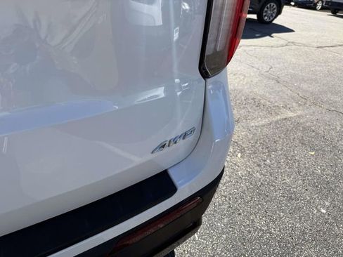 Used 2025 Ford Explorer ST-Line image 5