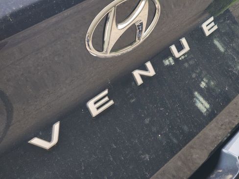 New 2026 Hyundai Venue SEL FWD image 7