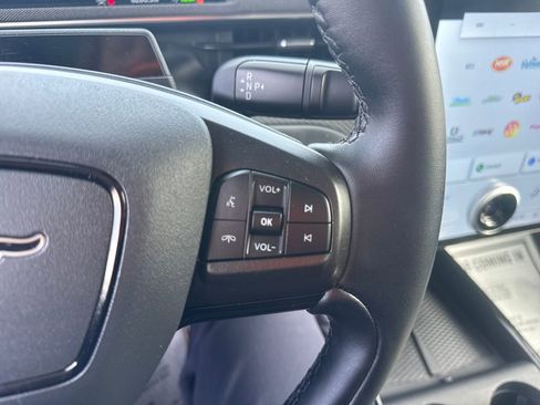 Used 2025 Ford Mustang Mach-E Select image 31