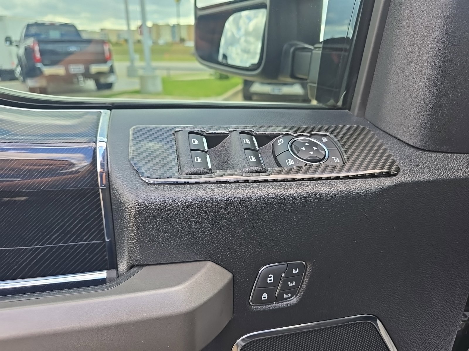 Used 2021 Ford F450 Platinum w/ FX4 Off-Road Package AWD/4WD image 20