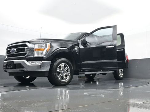 Used 2023 Ford F150 XLT w/ XTR Package image 32