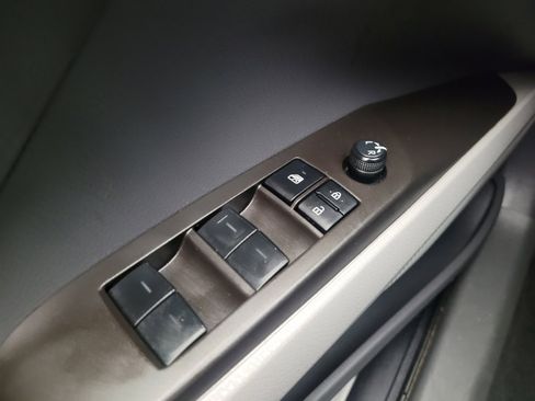 Used 2023 Toyota Camry LE image 27