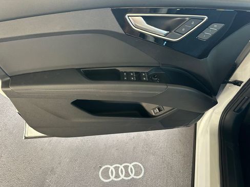 Used 2024 Audi Q4 e-tron Premium Plus w/ Premium Plus image 13