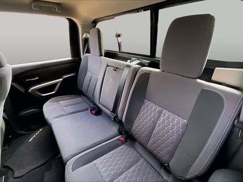 Certified 2024 Nissan Titan SV w/ Accessory Utility Package AWD/4WD image 18