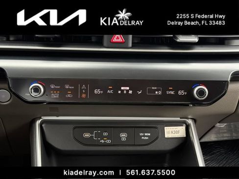New 2026 Kia Carnival FWD image 20