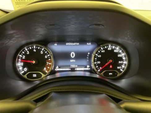 Certified 2021 Jeep Renegade Latitude AWD/4WD image 13