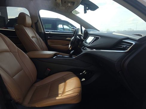 Used 2018 Buick Enclave Premium w/ Experience Buick Package image 18