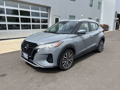 Used 2021 Nissan Kicks SV