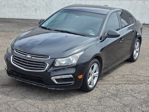 Used 2015 Chevrolet Cruze LT FWD image 6