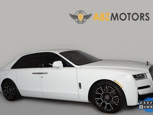 Used 2023 Rolls-Royce Ghost Black Badge image 1