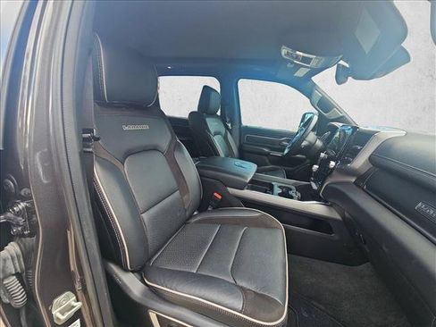 Used 2024 RAM 1500 Laramie AWD/4WD image 17