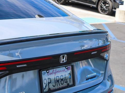 Used 2024 Honda Accord Sport image 11
