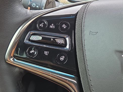 Certified 2018 Cadillac CTS V w/ Carbon Fiber Package RWD image 12