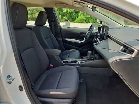 Certified 2024 Toyota Corolla LE FWD image 18