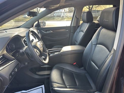 Used 2021 Buick Enclave Avenir w/ Avenir Technology Package image 22