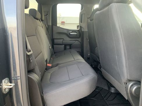 Used 2020 Chevrolet Silverado 1500 Custom w/ Custom Value Package image 26