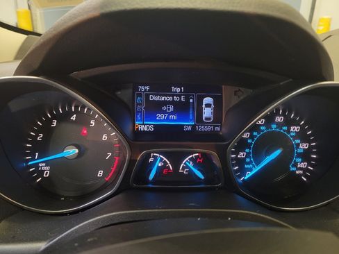 Used 2016 Ford Escape SE w/ SE Leather Comfort Package AWD/4WD image 23