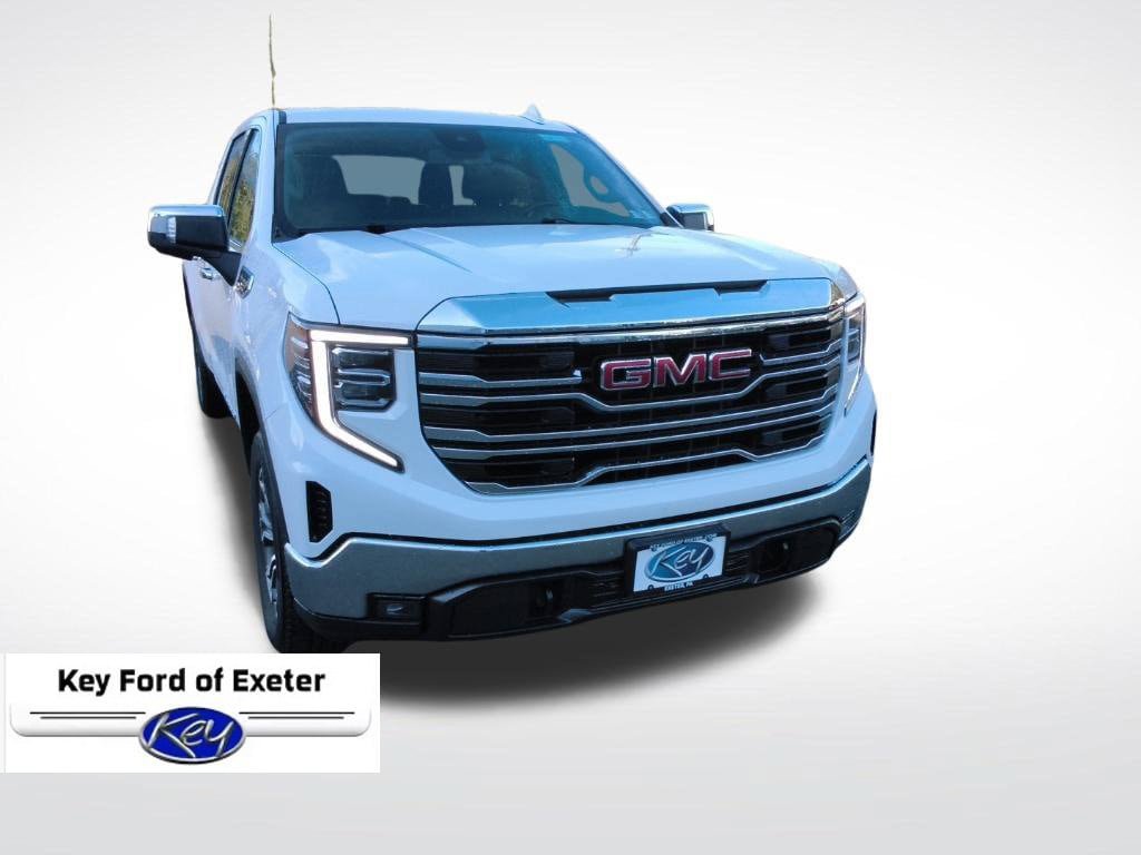 Used 2025 GMC Sierra 1500 SLT AWD/4WD image 3