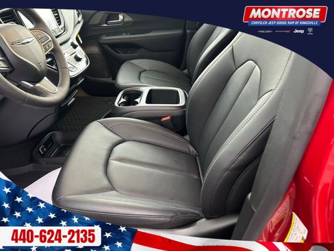 New 2026 Chrysler Voyager LX image 11