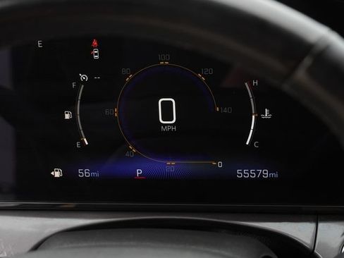 Used 2025 Chevrolet Trax ACTIV w/ Sunroof Package FWD image 32