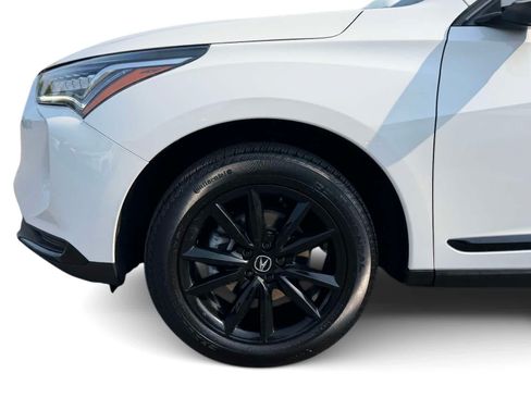 Certified 2025 Acura RDX SH-AWD image 9