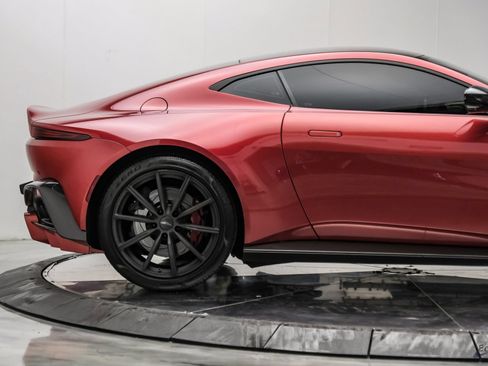 Used 2019 Aston Martin V8 Vantage Coupe RWD image 25