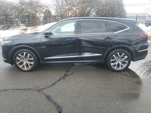 Used 2023 Acura MDX SH-AWD w/ Technology Package image 4
