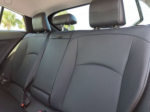 Certified 2021 Toyota Prius XLE w/ Premium Convenience Package image 8