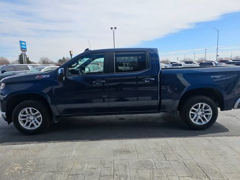 Used 2022 Chevrolet Silverado 1500 LT AWD/4WD image 6