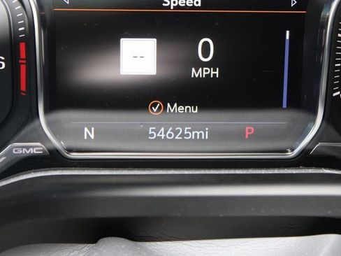 Used 2021 GMC Yukon XL Denali image 12