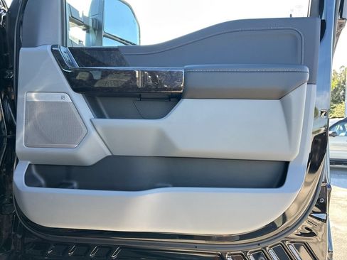 New 2026 Ford F250 XLT w/ XLT Premium Package AWD/4WD image 37