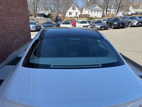 Used 2017 Mercedes-Benz C 300 4MATIC Sedan image 9