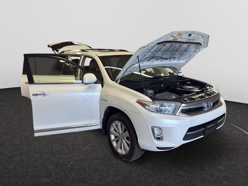 Used 2013 Toyota Highlander Limited AWD/4WD image 7