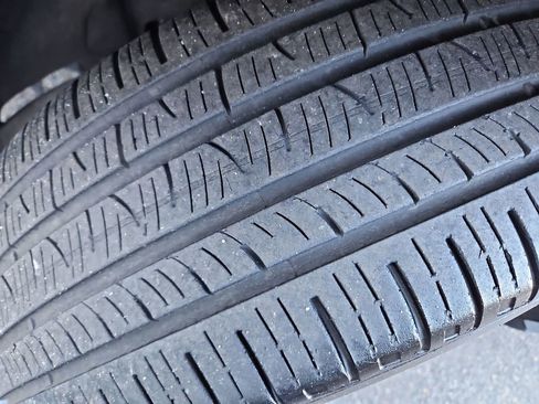 Used 2017 Porsche Macan image 35