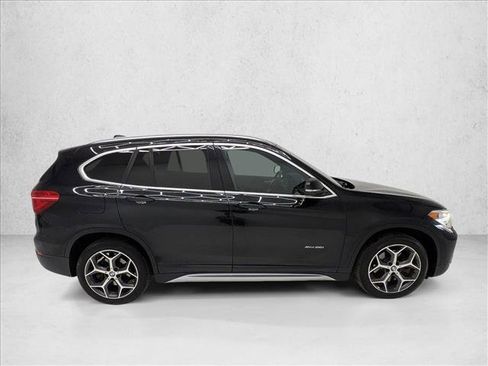 Used 2018 BMW X1 xDrive28i image 4