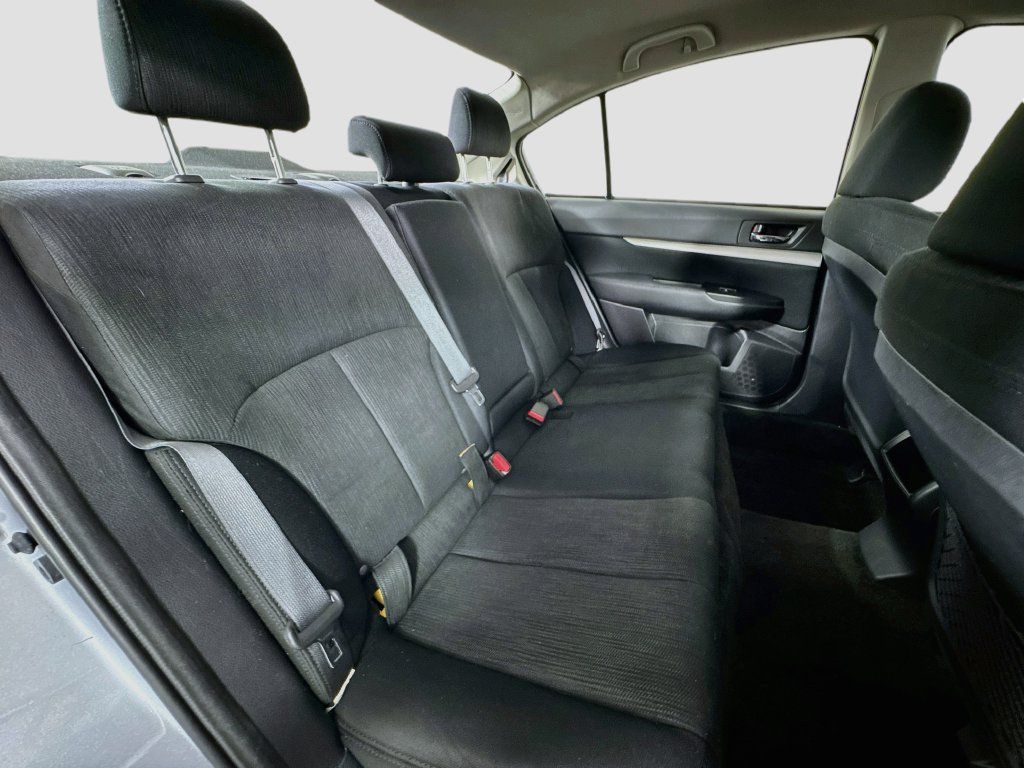 Used 2013 Subaru Legacy 2.5i Premium w/ All-Weather Pkg AWD/4WD image 27