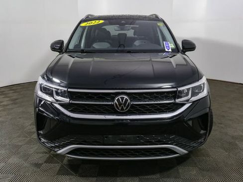 Used 2022 Volkswagen Taos SEL image 4