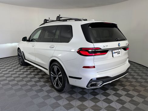 Used 2024 BMW X7 xDrive40i w/ Executive Package AWD/4WD image 3
