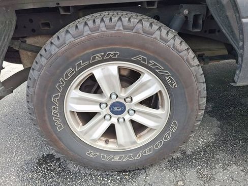 Used 2017 Ford F150 XLT AWD/4WD image 7