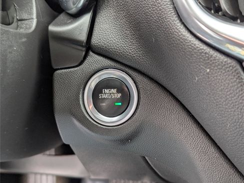 Used 2020 Chevrolet Equinox LT image 23