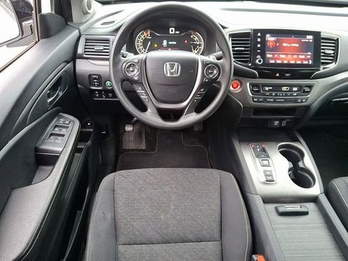 Used 2022 Honda Ridgeline Sport image 12