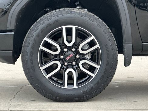 New 2025 GMC Sierra 1500 AT4 w/ AT4 Premium Package image 25