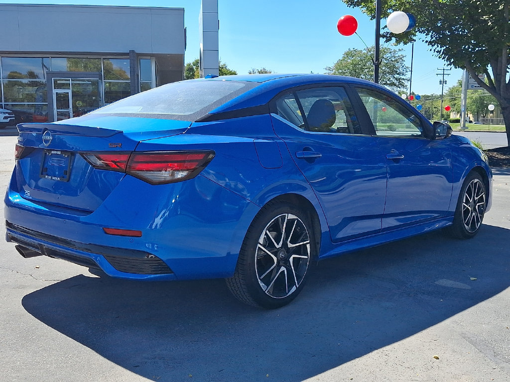 Used 2025 Nissan Sentra SR FWD image 6