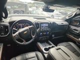 Used 2019 Chevrolet Silverado 1500 High Country w/ Technology Package image 3